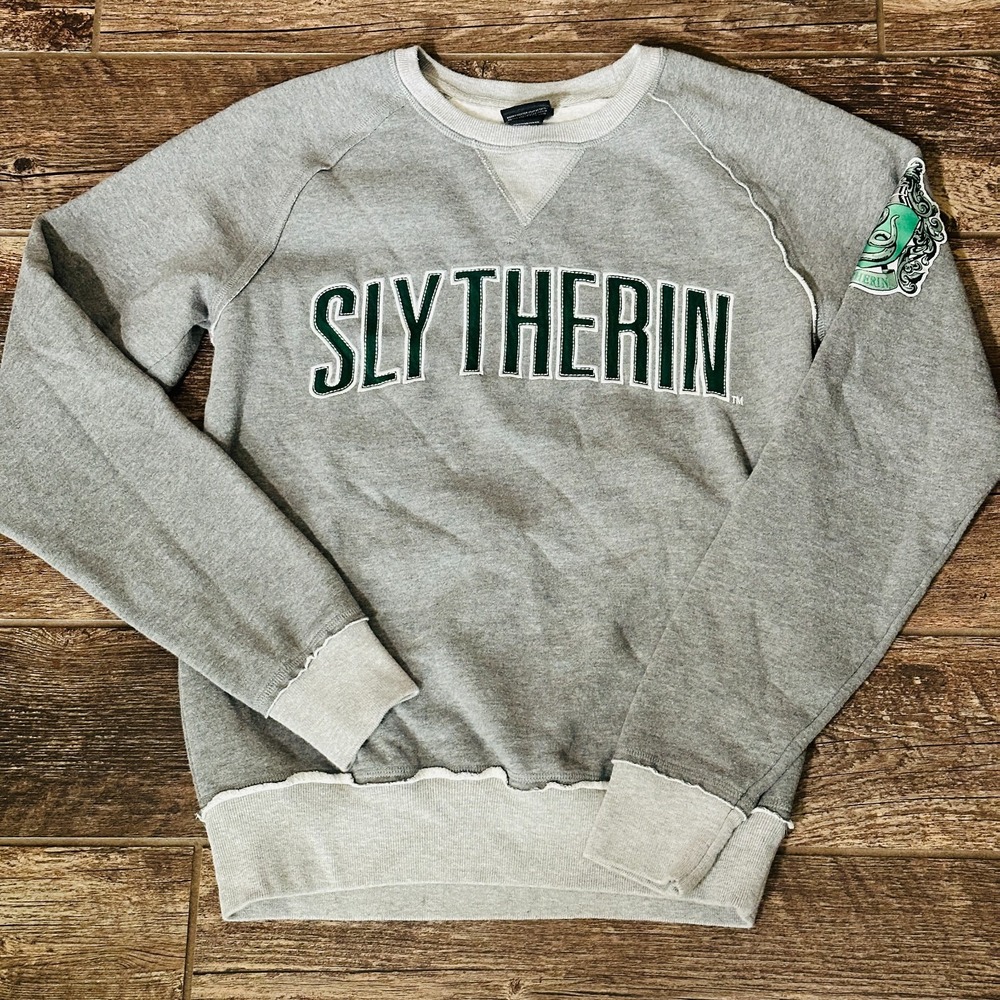 Harry Potter Universal - Slytherin Sweatshirt Gray Green Pullover Women's Small